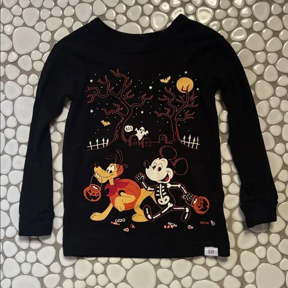 GAP x Disney Mickey & Pluto Trick or Treat Halloween Pajama Set Sz 2T - Picture 5 of 8